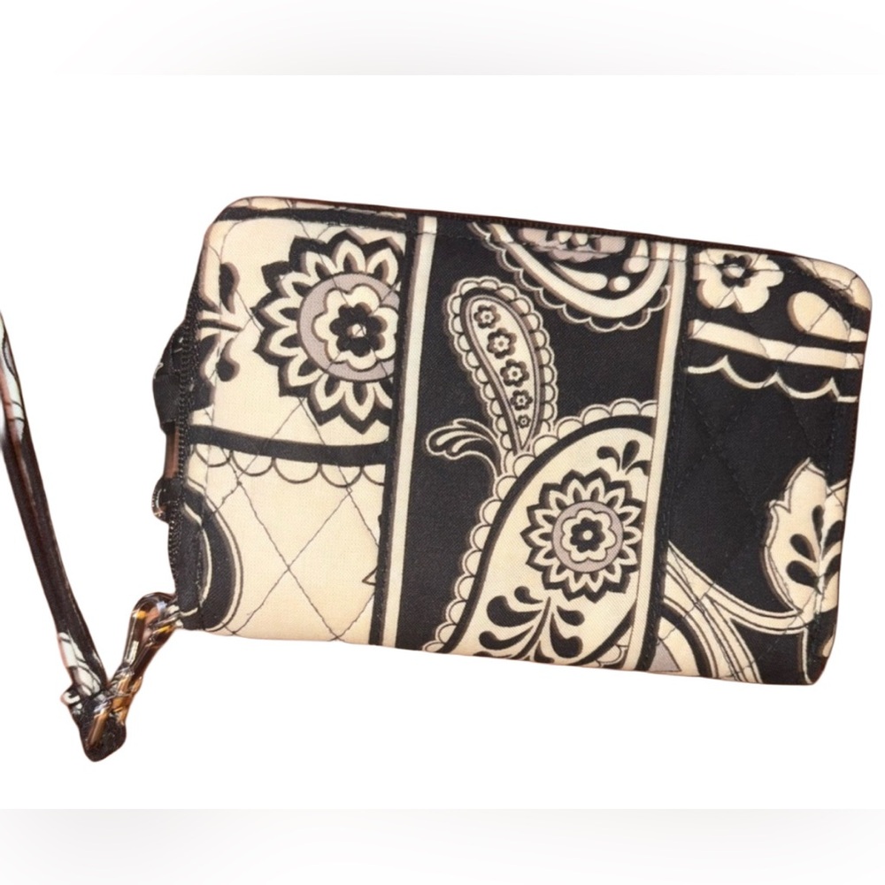 Vera Bradley Black and Cream Floral Paisley Wristlet EUC
